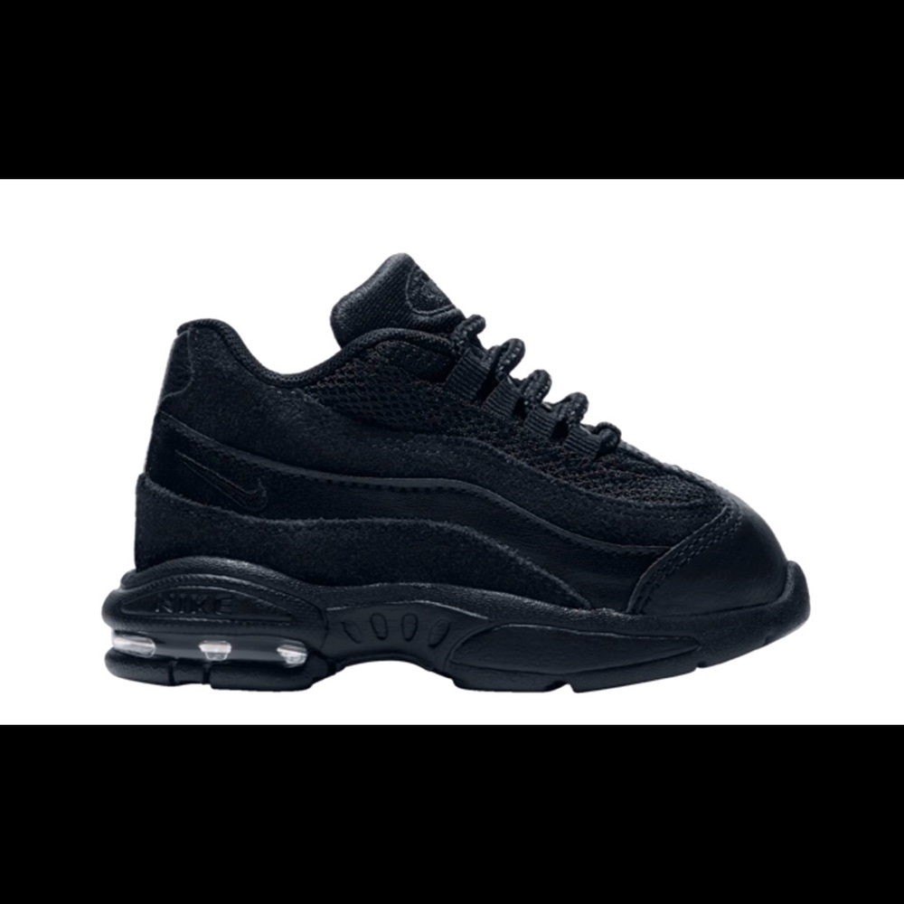 Nike AirMax 95 Triple Black  (TD) Size 4c like new